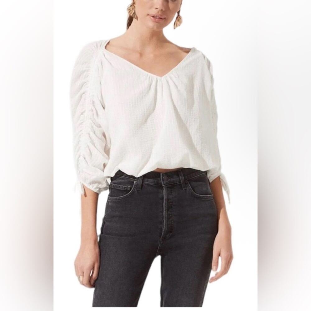 ASTR THE LABEL texture ruched tie sleeve boho lightweight peasant blouse M